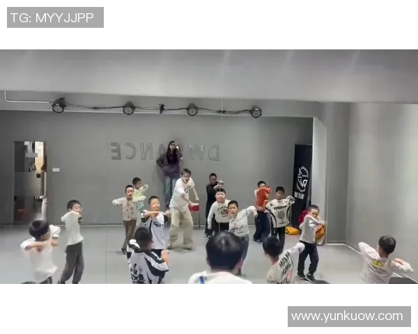 街舞文化的碰撞与传承探秘杭州街舞队的盯防策略与技巧